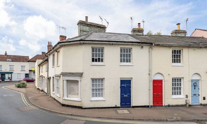 Clare House | The Old Shoe Shop, 5 Well Lane