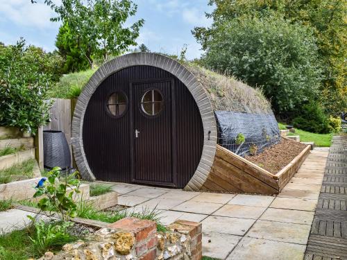 Elmsted House | The Orb