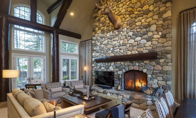 Ketchum Villa | The Overlook: Luxury Ketchum Townhome