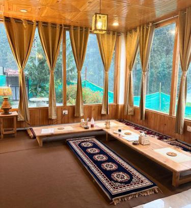 Ghiyagi Hotel | The Pahadi Soul Stay and Café