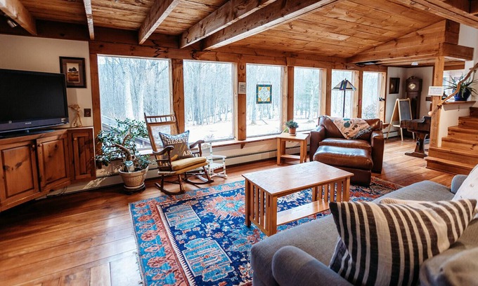 Roxbury House | The Perfect Mountain Retreat!