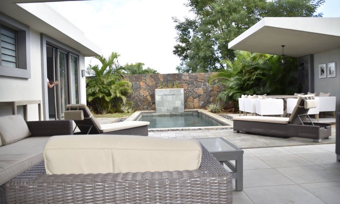 Balaclava Villa | The perfect place to start your holiday