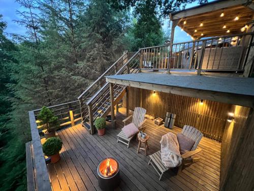 Richmond House | The Pines Treehouse at Treetops Hideouts