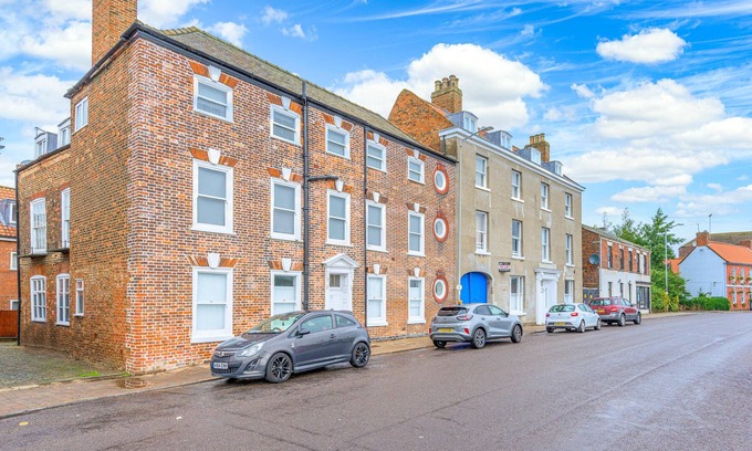 Frampton Apartment | The Quayside Apartment Hotel