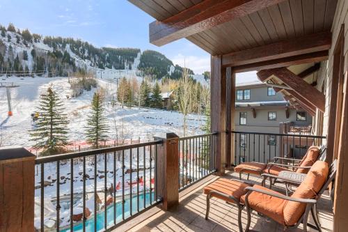 Aspen House | The Ritz-Carlton, Three-Bedroom Premier Residence 8305, Ski-in & Ski-out Resort in Aspen Highlands