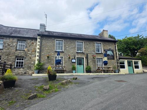 Llandovery Hotel | The Royal Oak Inn, Rhandirmwyn
