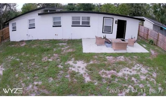 Westside House | The Royal Retreat –3 Br Getaway