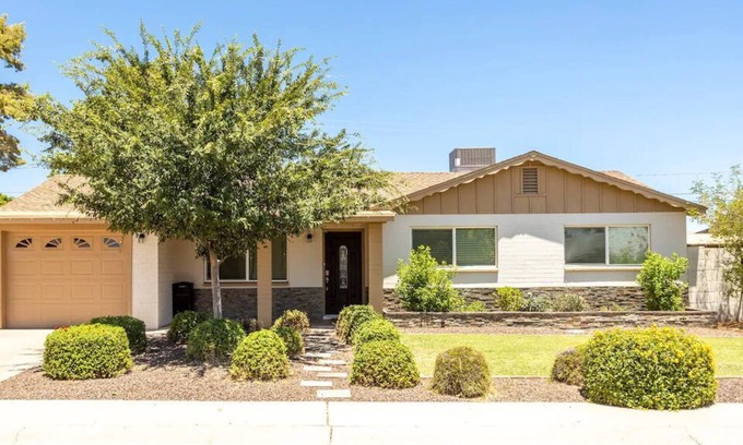 Papago Parkway House | The Sanctuary at Old Town Scottsdale