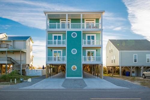 Oak Island House | The Sandcastle by Oak Island Accommodations
