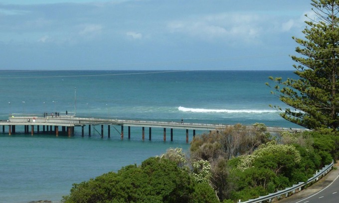 Lorne Apartment | the SEA APARTMENT, LORNE, VIC