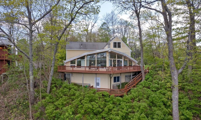 Biddeford House | The Ship House on the Saco River with Hot Tub