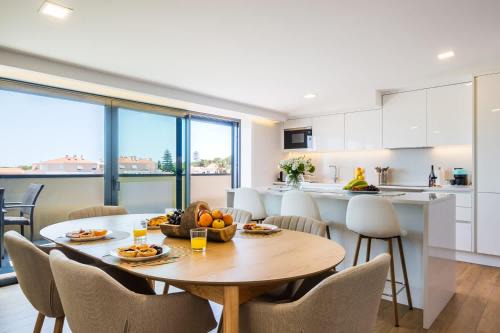 Parede Apartment | The Shoreline 4 by Portugal Portfolio