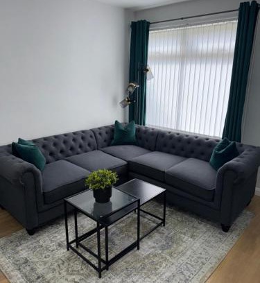 Central Aberdeen Apartment | The Studio - with free parking