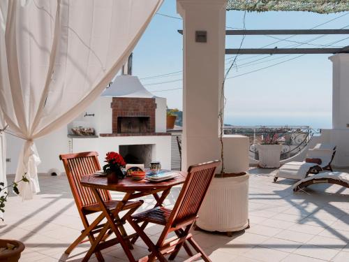 Anacapri Bed & Breakfast | The Sun by alle Stelle b&b