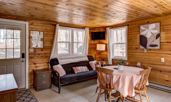 Brill Cabin | The Sunfish at Lincolnwood Resort