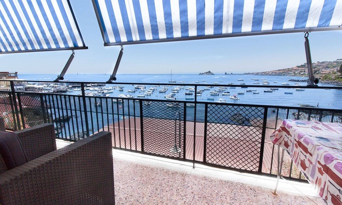 Capo Mulini Apartment | THE TERRACE OF CAPOMULINI panoramic house on the sea of Acireale at the foot of Etna
