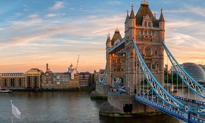 Tower Hill Hotel | The Tower Hotel, by Thistle