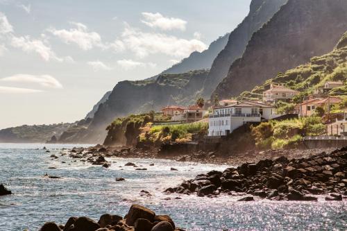 Sao Vicente Hostel | The Waves Hostel