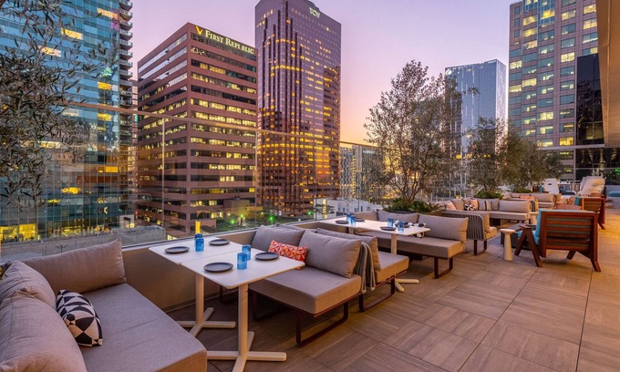 Downtown Los Angeles Hotel | The Wayfarer Downtown LA, Tapestry Collection by Hilton