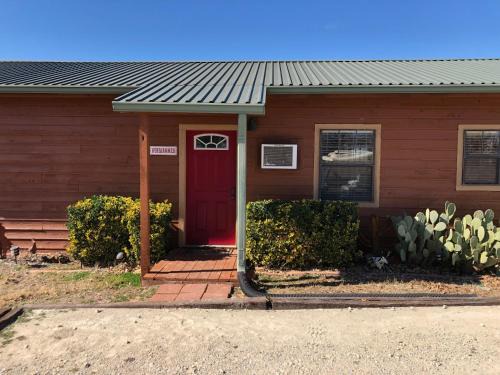 Tolar Bed & Breakfast | The Windmill Farm and Bed & Breakfast