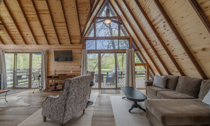 Innsbrook Ski Chalet | The Woodlake Chalet by Innsbrook Vacations!