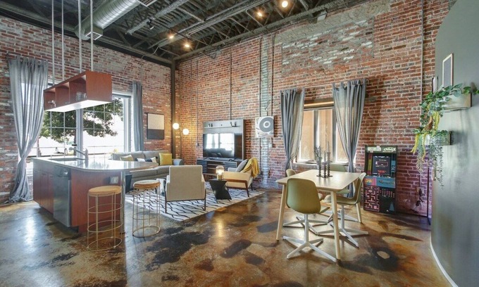 Southbank Apartment | This apartment is a 1 bedroom(s), 1 bathrooms, located in Jacksonville, FL.