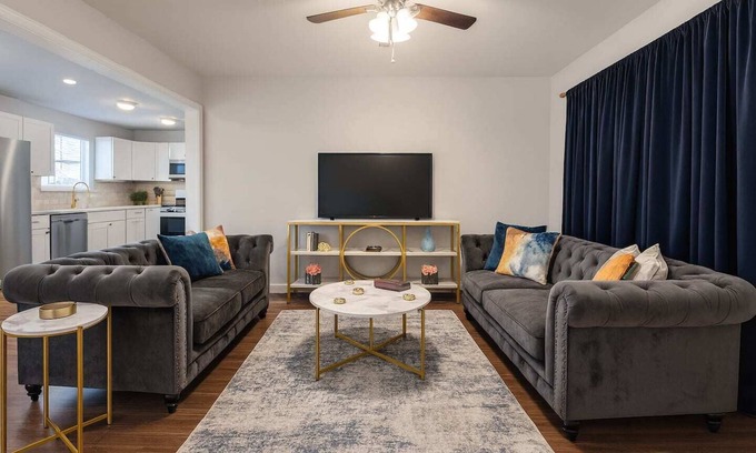 West Arlington Apartment | This is a private room in a house. You are renting a room with a full bed and a detached bathroom. This room has a full bed, closet, and desk. There is a detached bathroom designated for this bedroom.