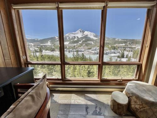 Big Sky House | This property is NOT bookable!