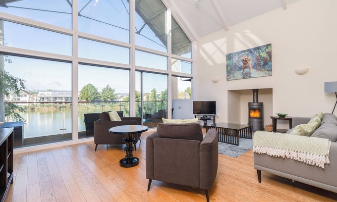 Cirencester House | Thistledown (HM25) Lower Mill Estate The Cotswolds
