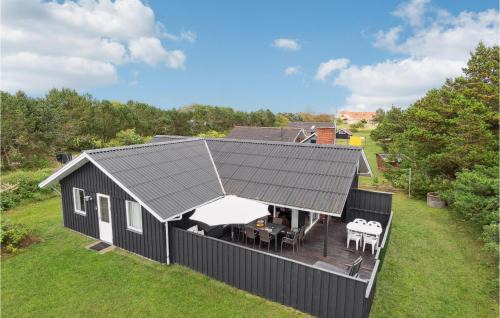 Bjerregaard House | Three-Bedroom Holiday Home In Hvide Sande