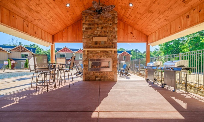 Gatlinburg Ski Chalet | Three Times The Fun