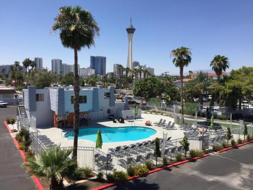 Las Vegas Hotel | Thunderbird Boutique Hotel