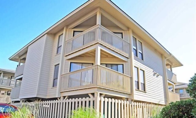 Ocean Drive Condo | Tilghman Lakes By the Sea