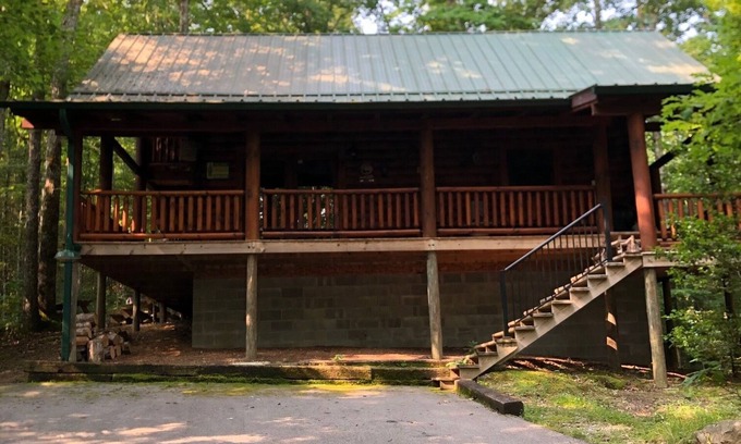 Oneida Cabin | Timberwolf-Beautiful cabin near Big South Fork