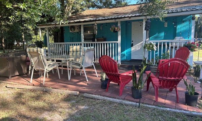 Land O' Lakes Cottage | Tiny cottage in the countryside. if relaxing is your goal then you found it