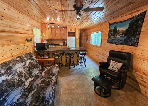 Presque Isle Villa | Tiny House Cabin-Presque Isle Campground #30