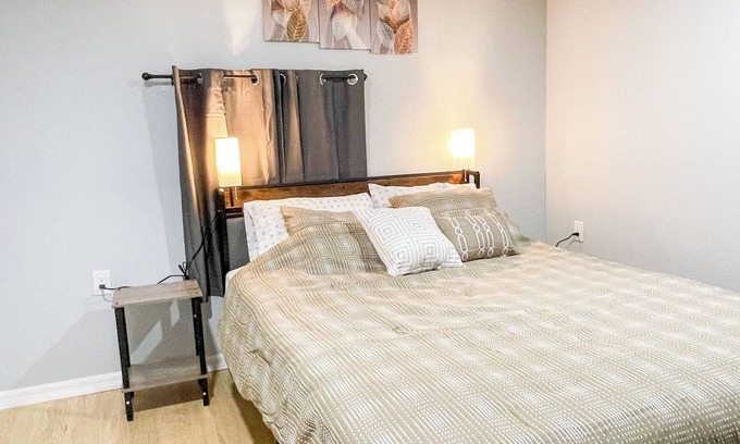 Pinellas Park House | Tiny house No. 3 Charming 1-bedroom, Kitchen in fabulous Pinellas Park with AC
