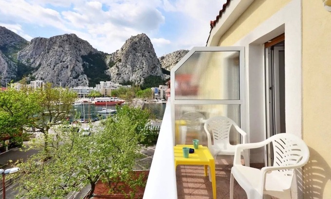 Omis Apartment | Toma - 200 m From Beach - SA4
