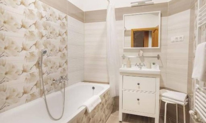 Balatonfenyves Apartment | TópART Apartman I: Apartment with pool view