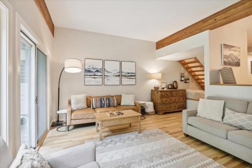 Stowe Area House | Topnotch 329E