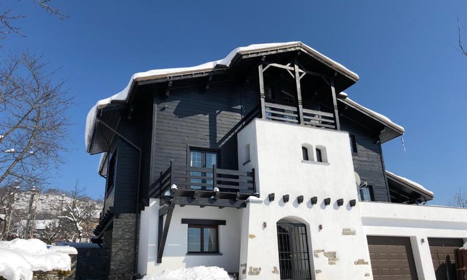 Comarnic Villa | TopVila