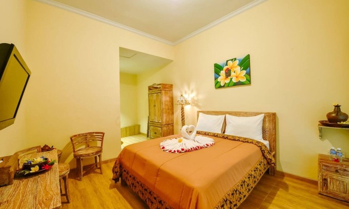 Bebandem House | Traditional Vibes! 1BR Double Room in Karangasem