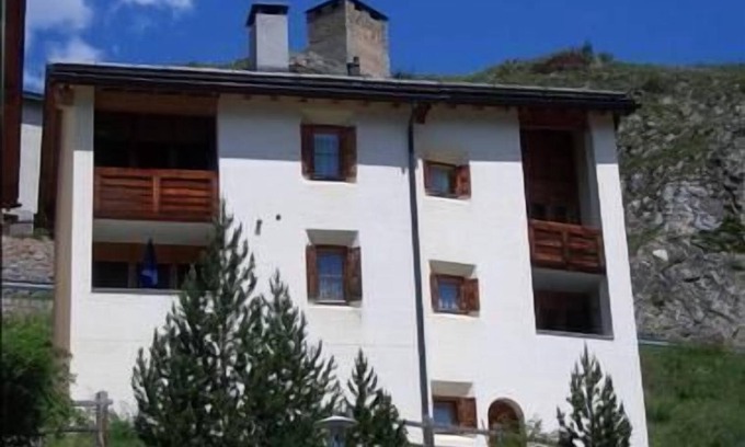 Ardez House | Trais Fluor