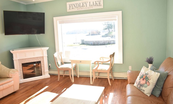 Findley Lake House | Tranquil 3-bedroom house with AC in Findley Lake
