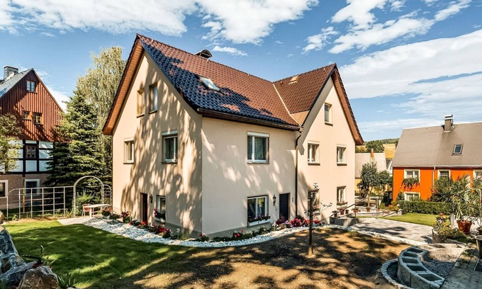 Dornthal Apartment | Tranquil Stay in Dörnthal