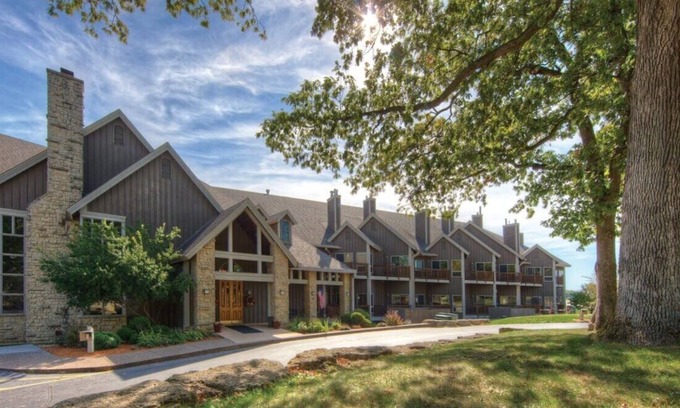 Hanover Condo | Tranquil Retreat: Cozy 1BR Suite @ Wyndham Galena