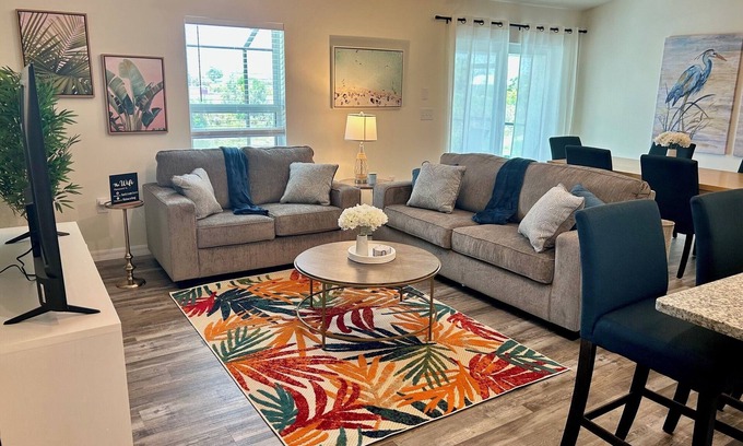 Diplomat House | "Travel In Comfort Home w/Pool"