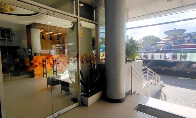 Lapu-Lapu Hotel | Travelbee Mactan Airport