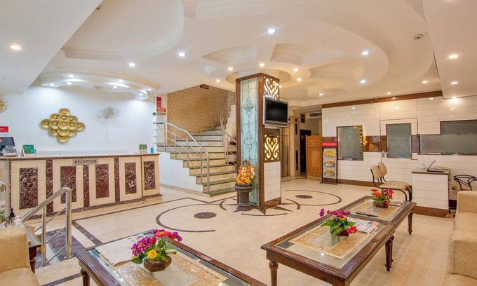 Karol Bagh Hotel | Treebo Paras International