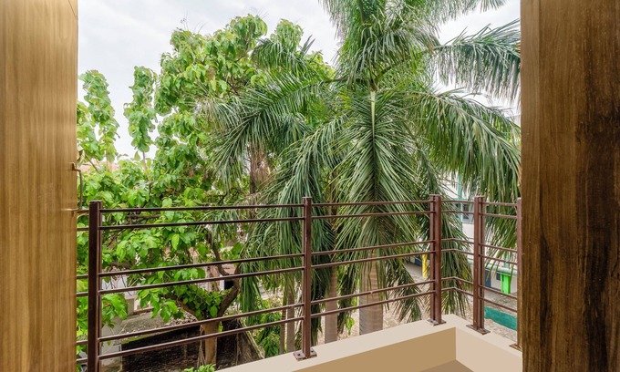 Varanasi Hotel | Treebo Raj Palace